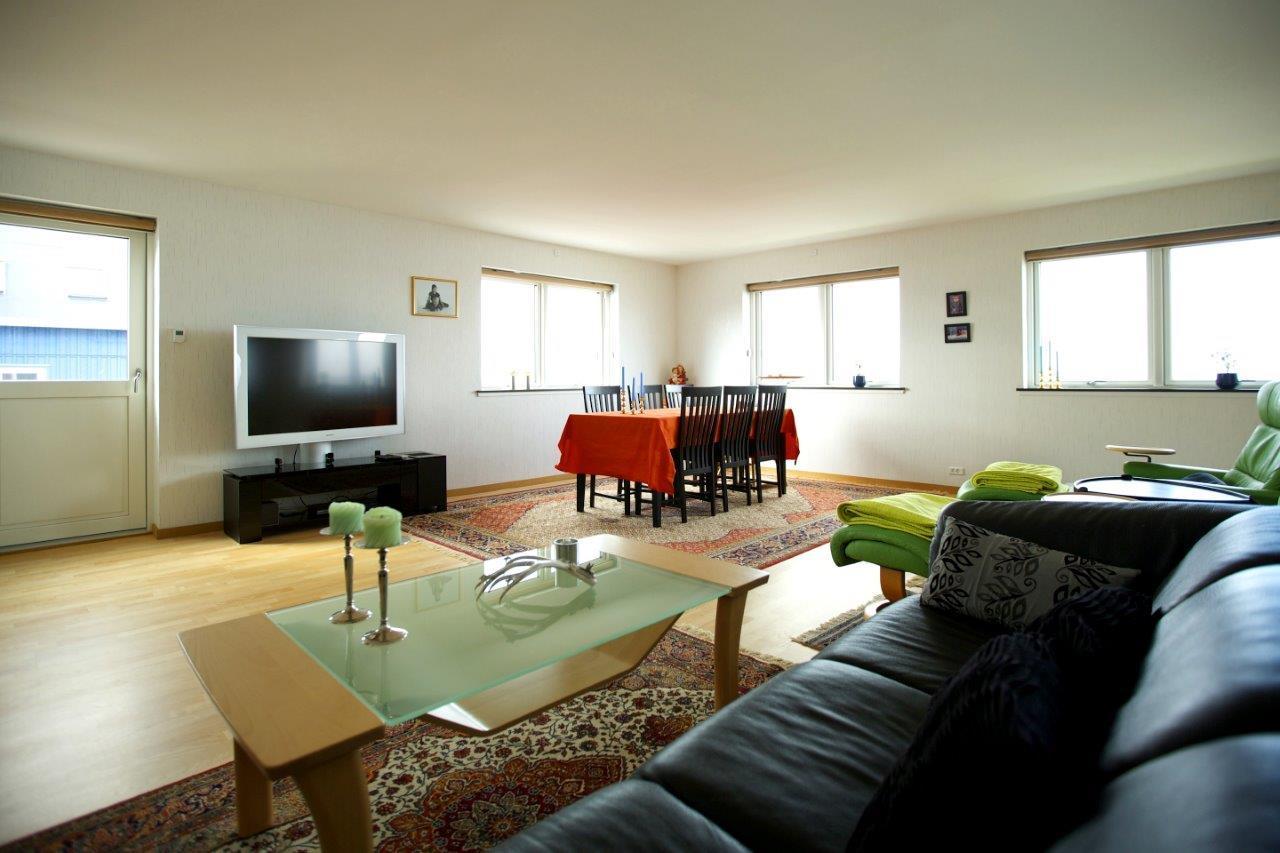 Hotel Eagle View à Nuuk Extérieur photo